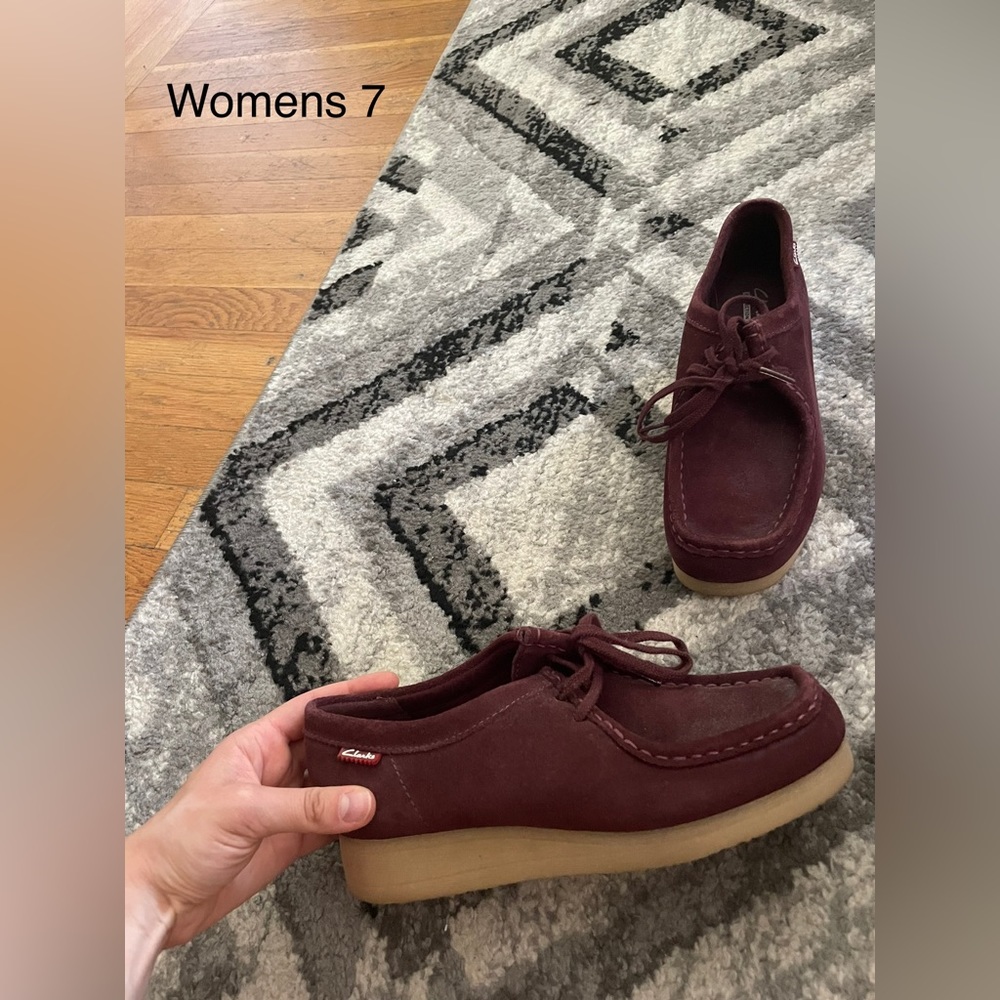 Clark womens marroon size 7